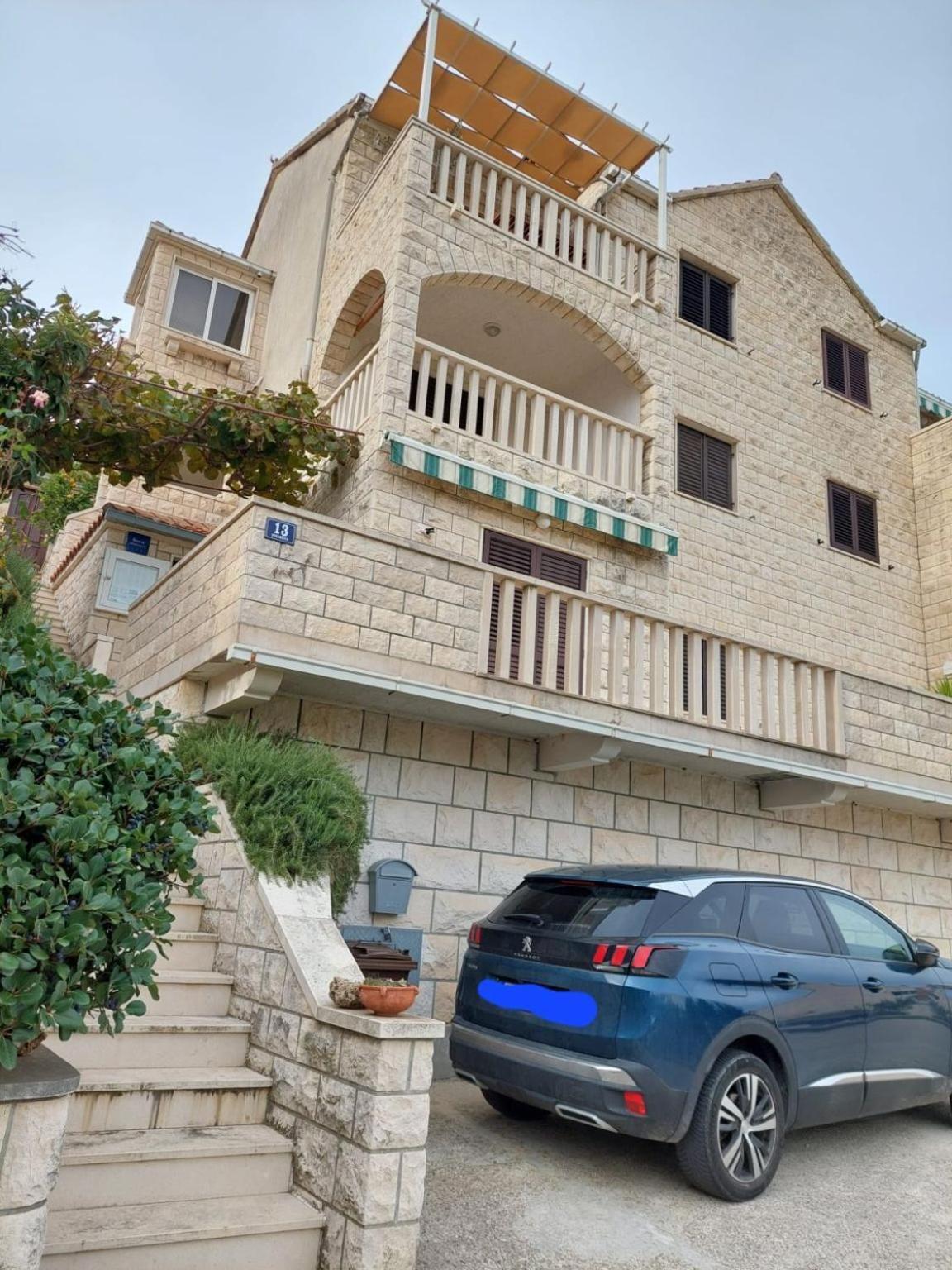 Apartments Pavao Postira Exterior photo