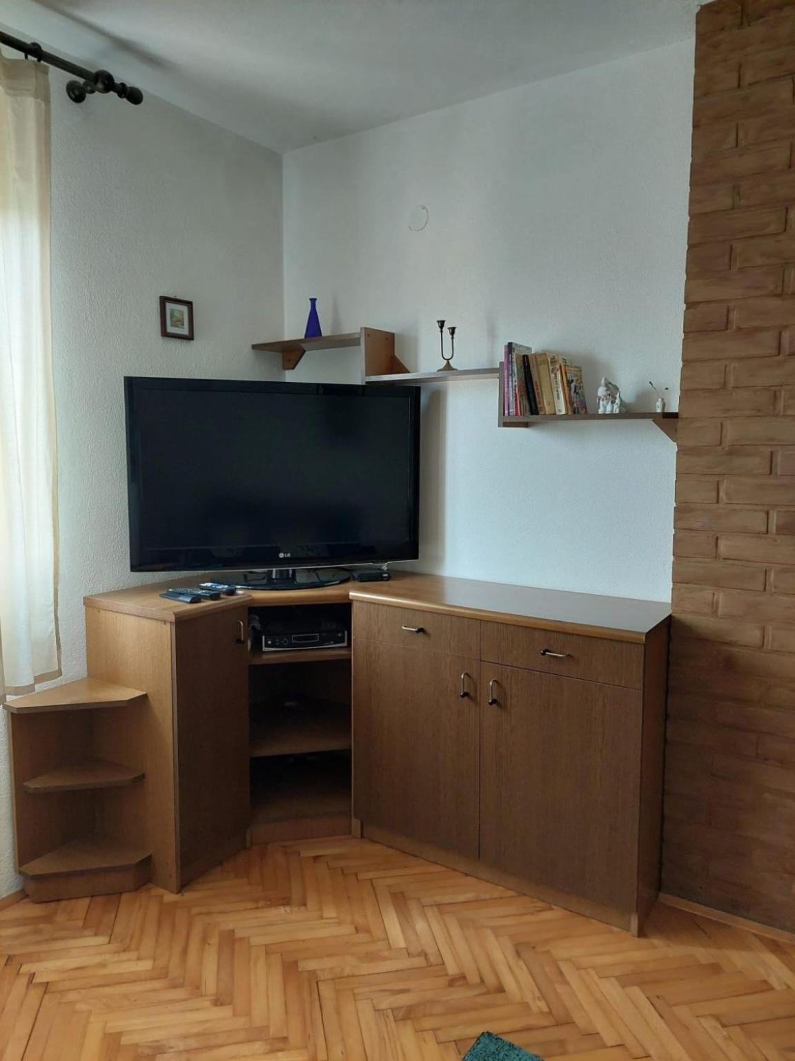Apartments Pavao Postira Exterior photo